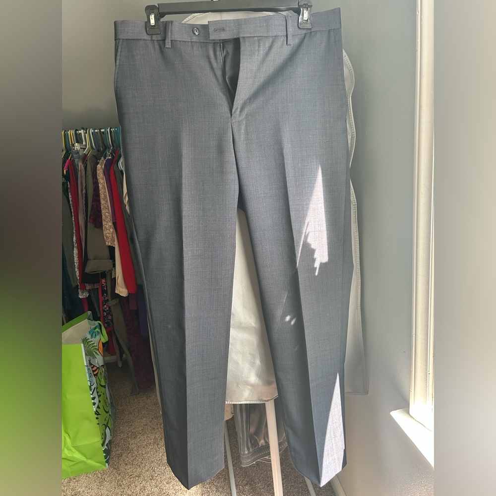 Nautica Dress Pants - Men’s 36x32 - EUC